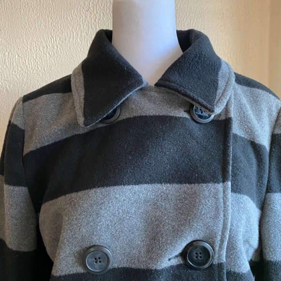 Jack gray and black striped pea coat size M - Picture 6 of 14